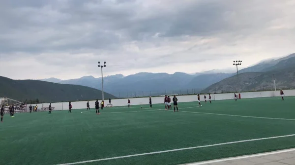 Hrabra Emina poražena od Sarajeva, Premijer liga BiH