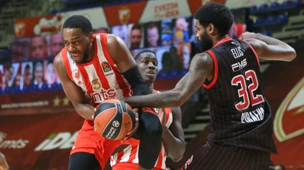 EL: Loše odluke Obradovića i sudija, koštale Zvezdu, Euroleague