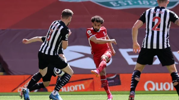 Liverpul promašivao pa dobio gol u zadnjim sekundama, Engleska: Premier League
