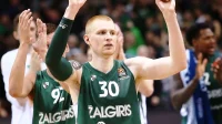 Zvezda dovela iskusnog Amerikanca