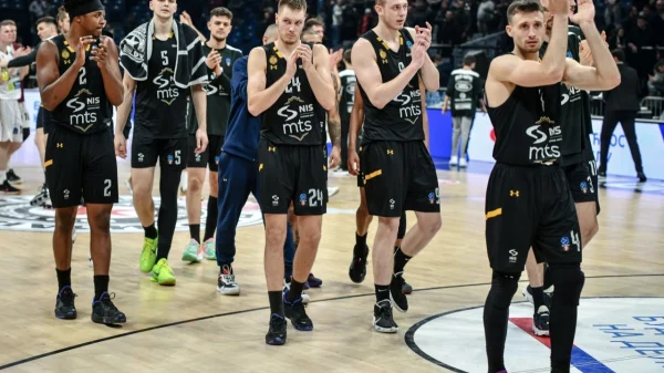 Parni valjak  savladao  Lijetkabelis, EuroCup - Group A