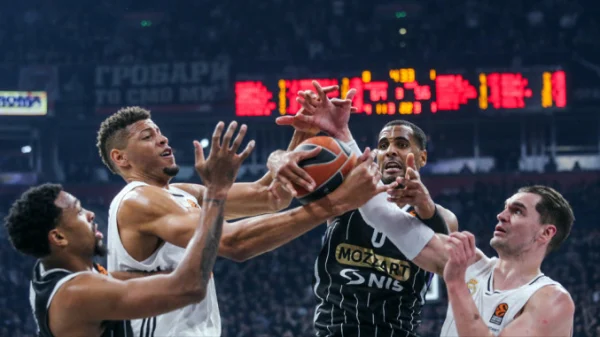 Tavares utišao Arenu, Euroleague
